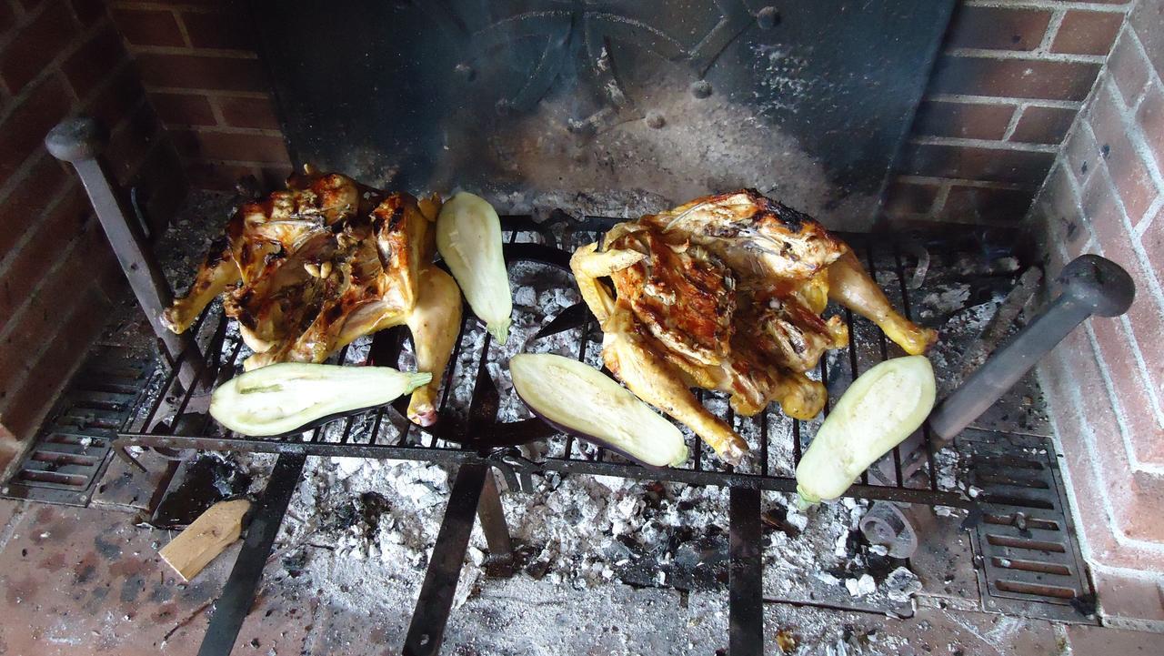 Gite Au Bouzigues Monlaur-Bernet Екстериор снимка
